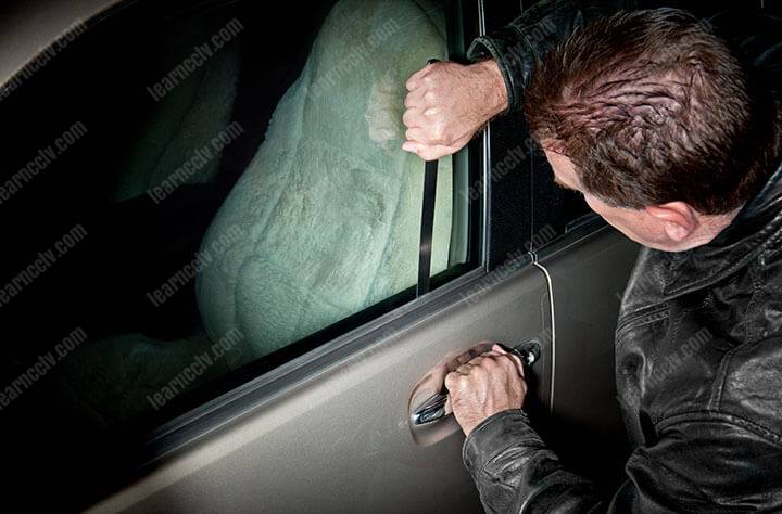 a-car-vandal How to catch a car vandal