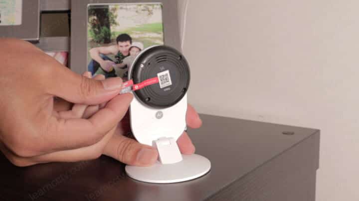 YI Home Camera Micro SD Card Installation YI Home Camera Micro SD Card Installation