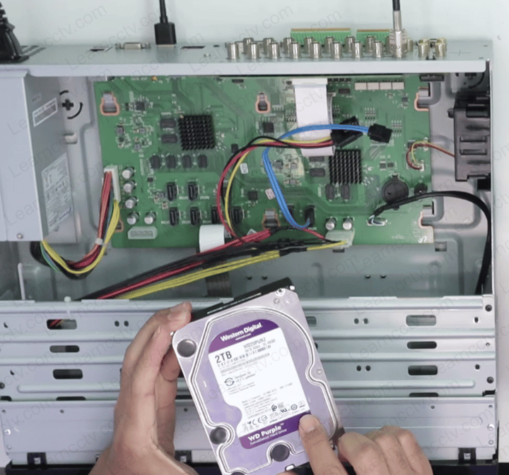 Installing HDD in a NVR